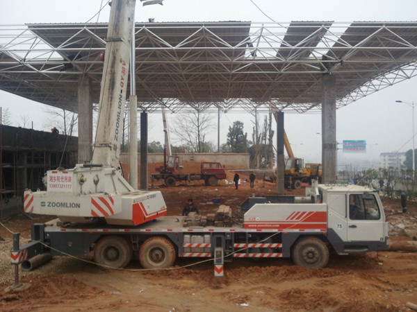 紅侖工業園長橋加油站吊裝現場